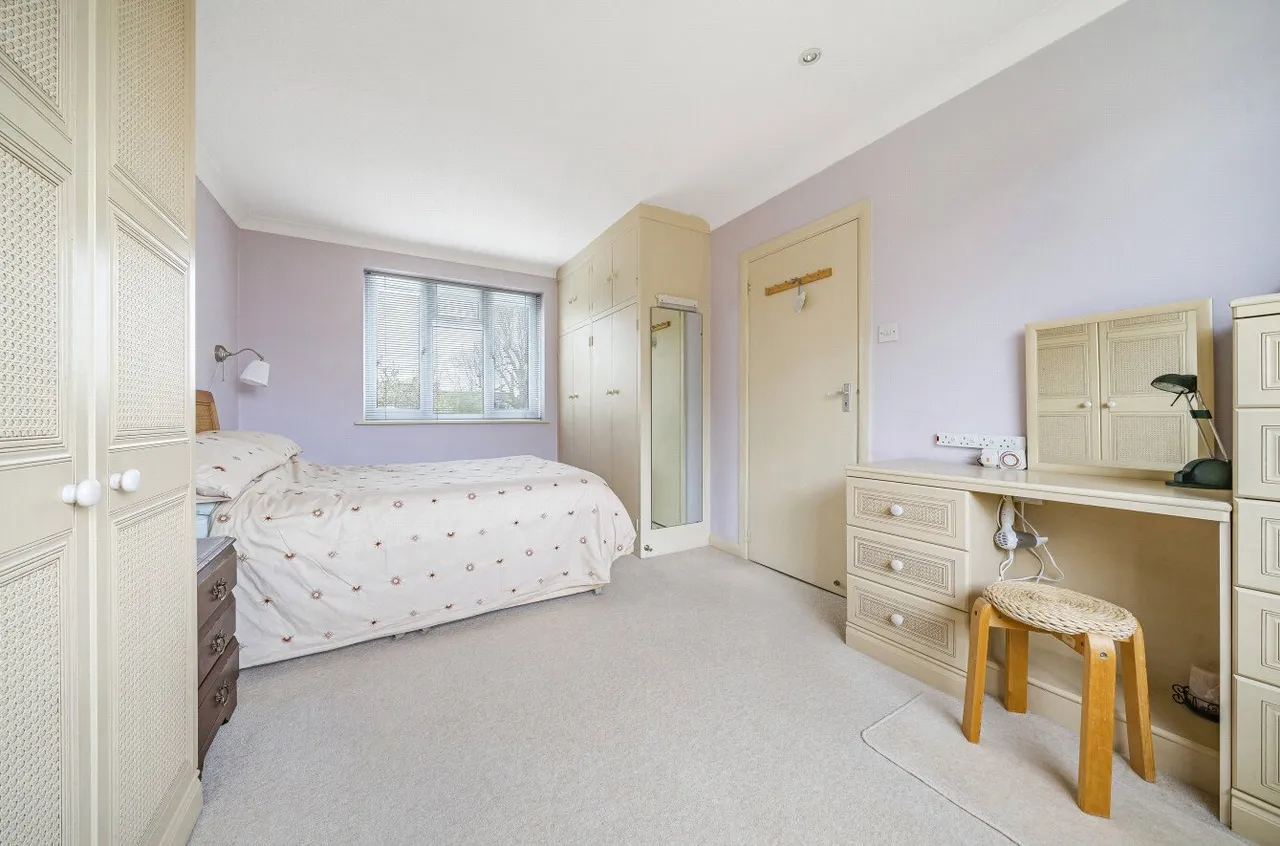 Great Goodwin Drive, Guildford, GU1, photo 12