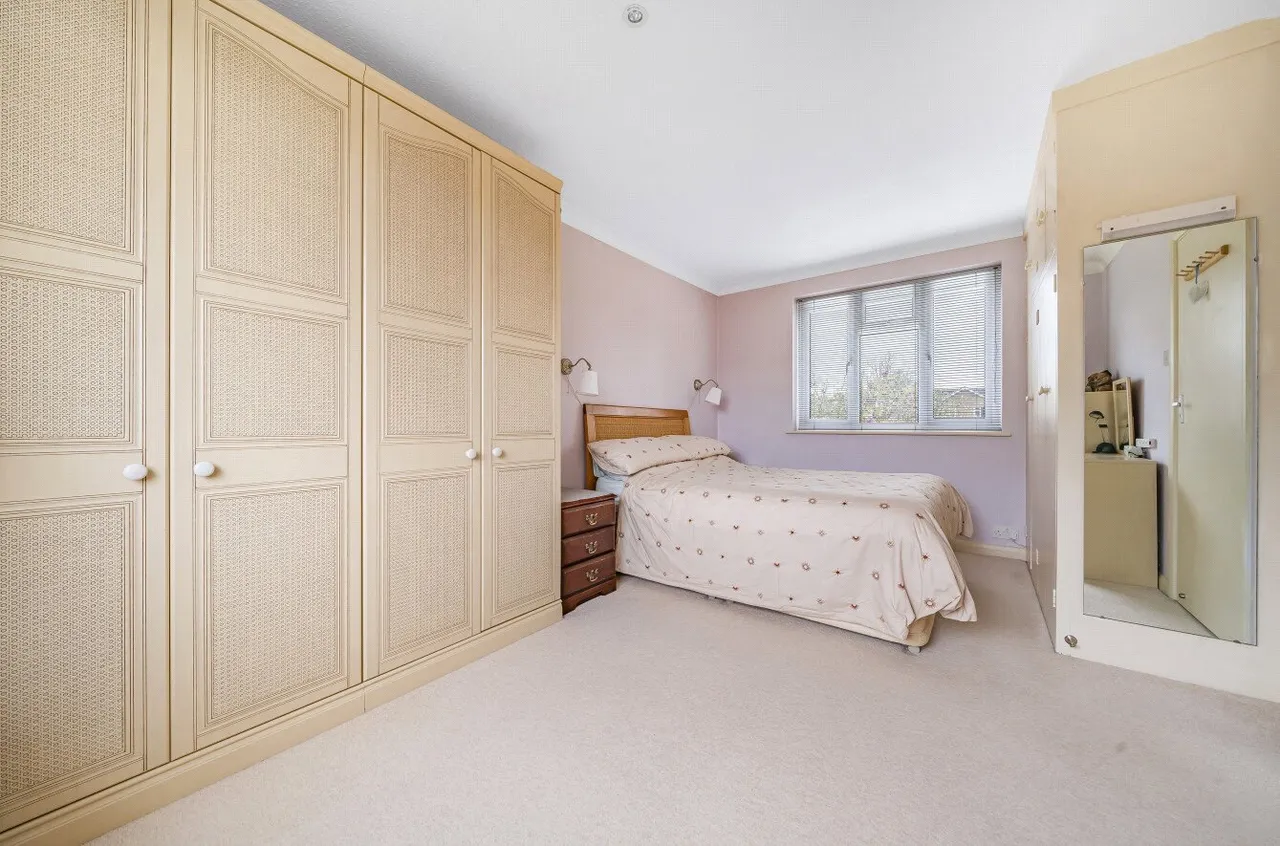 Great Goodwin Drive, Guildford, GU1, photo 6