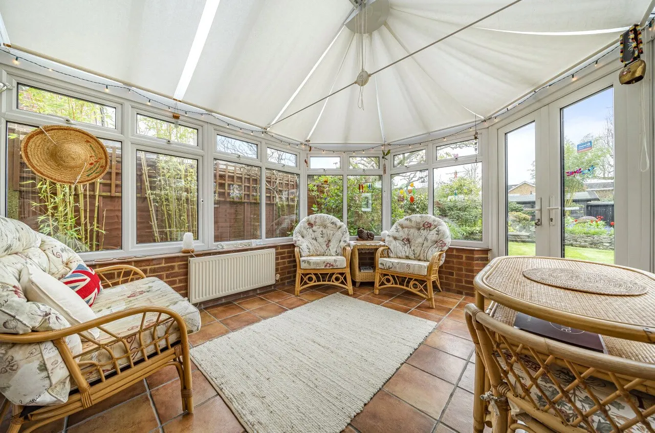 Great Goodwin Drive, Guildford, GU1, photo 5