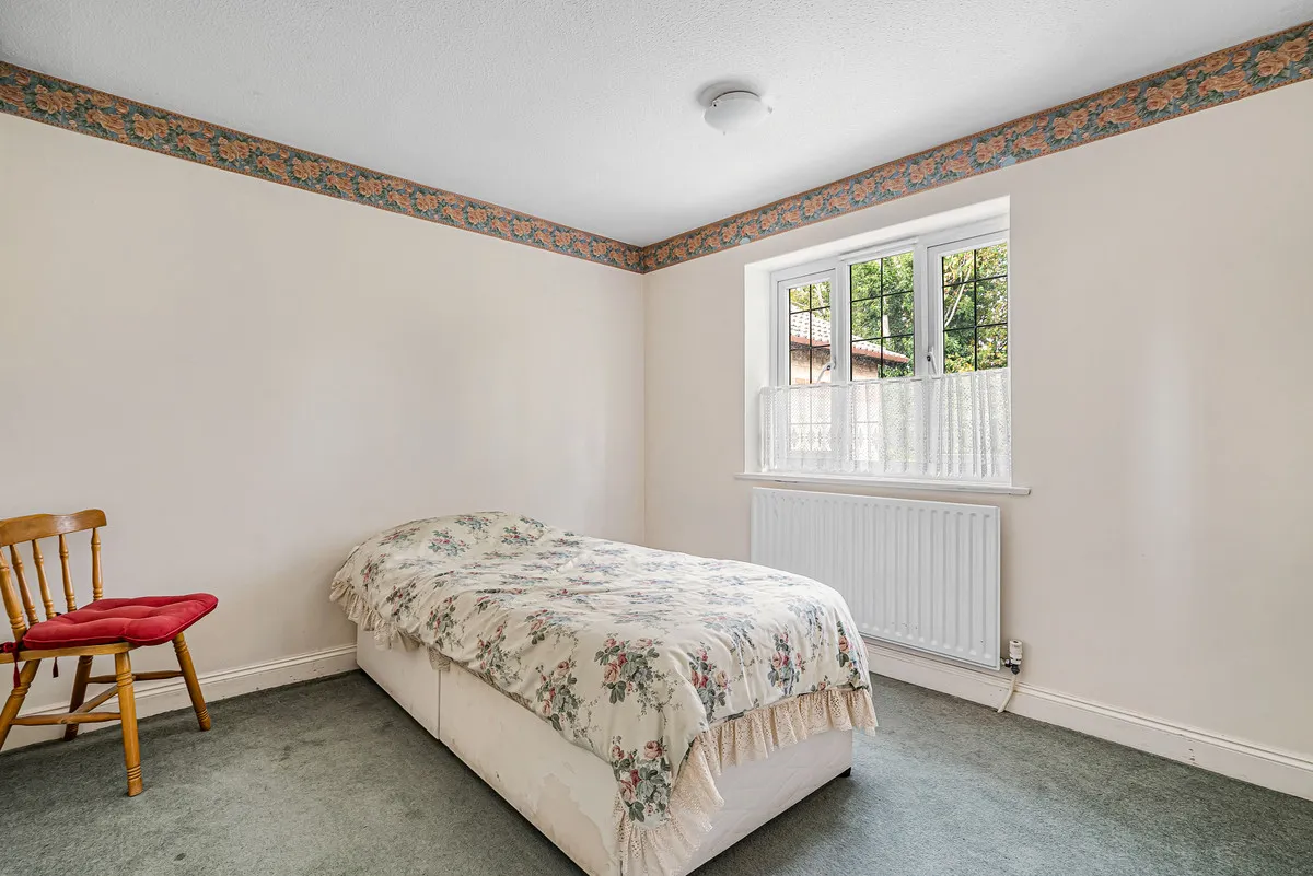 Pine Close, Bicester, photo 16