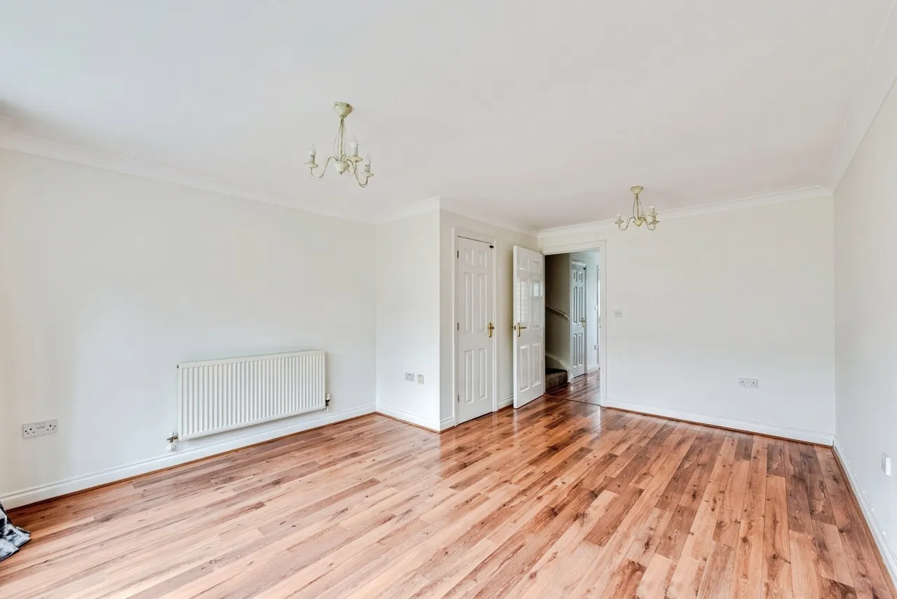 Lynmouth Road, Swindon, Wiltshire, SN2, photo 13