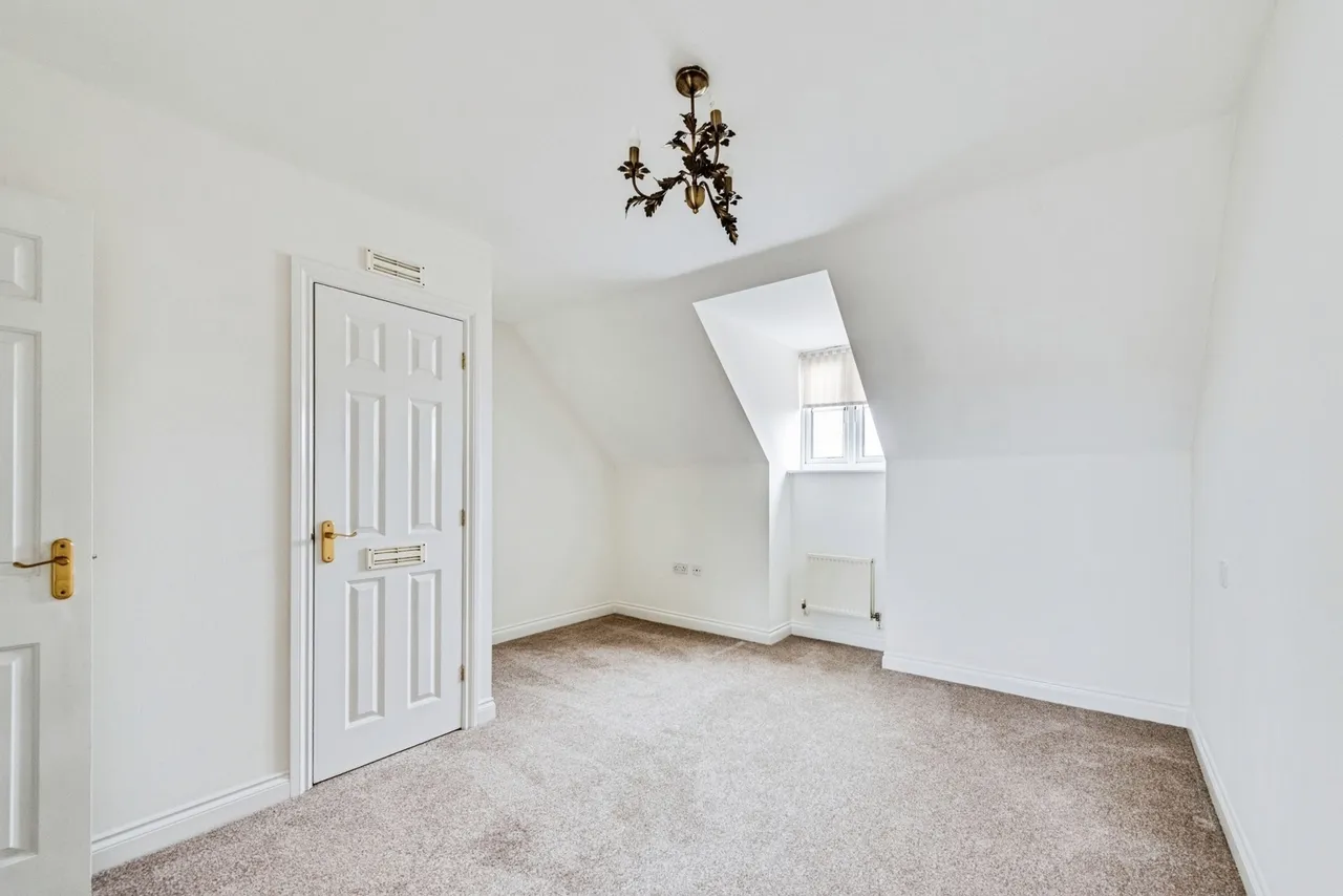 Lynmouth Road, Swindon, Wiltshire, SN2, photo 7
