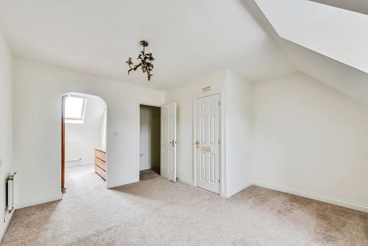 Lynmouth Road, Swindon, Wiltshire, SN2, photo 9