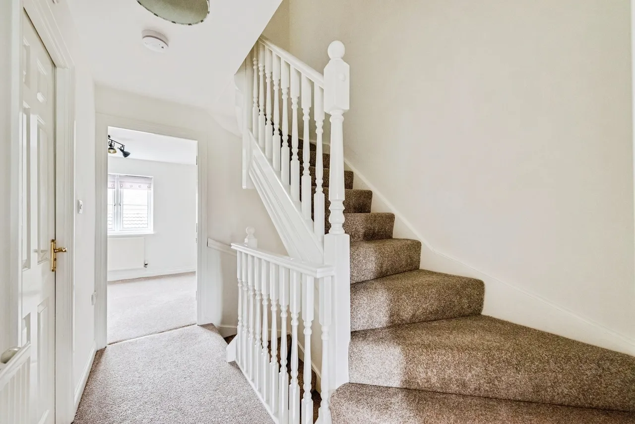 Lynmouth Road, Swindon, Wiltshire, SN2, photo 15