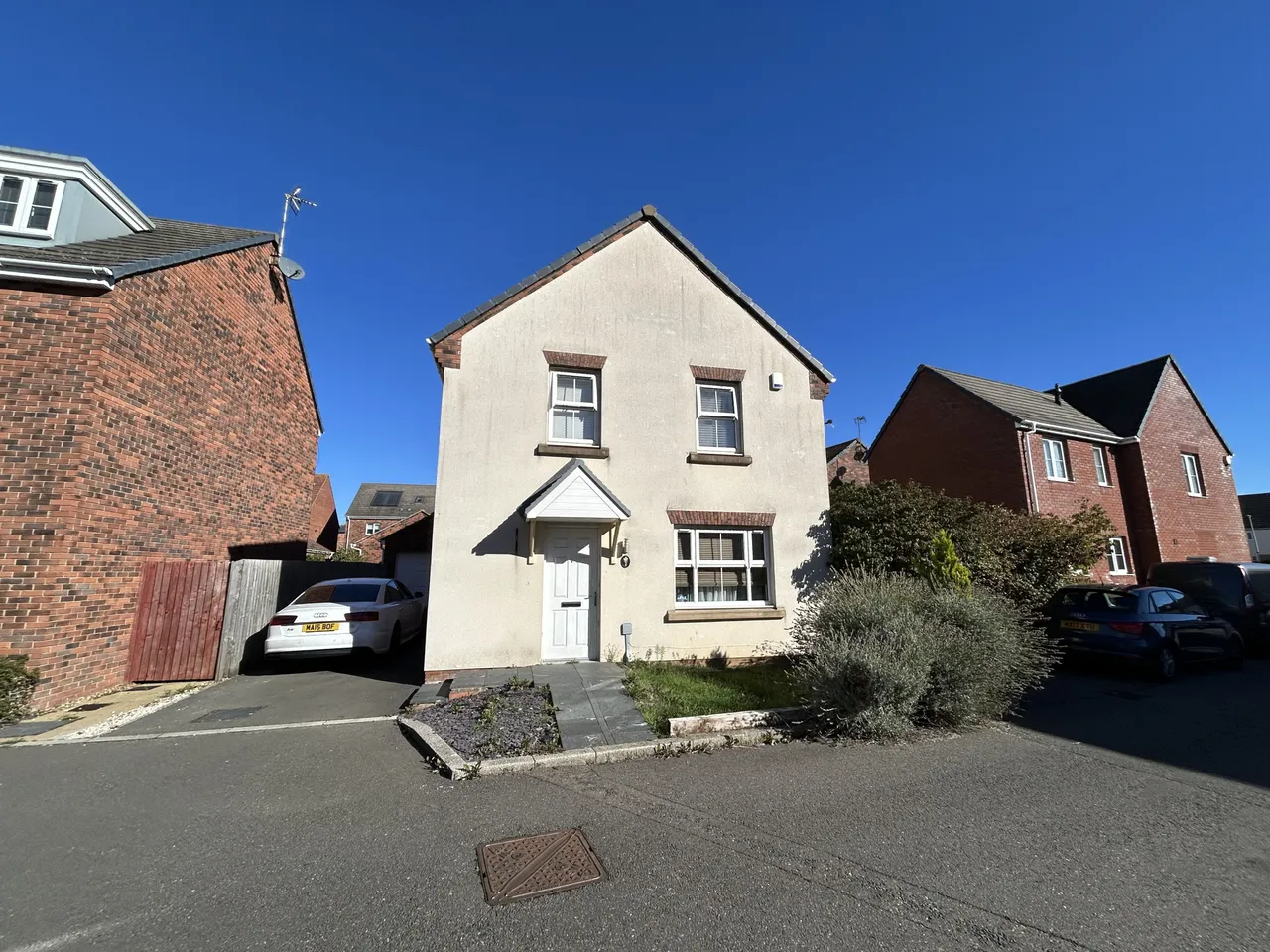 4 bed house to rent, Bala Lake Cresent, Broughton, MK10