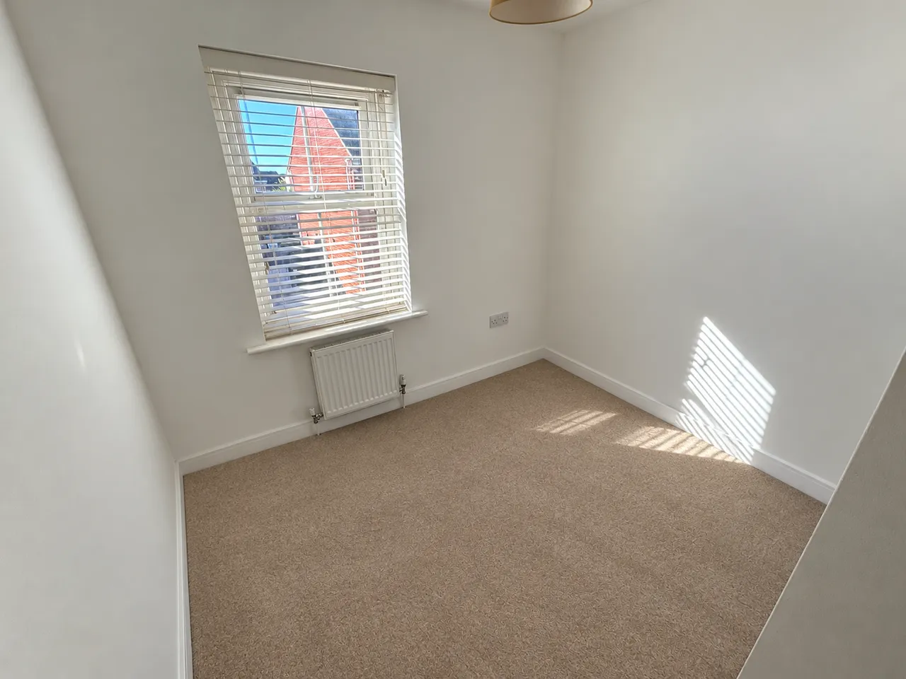 Bala Lake Cresent, Broughton, MK10, photo 10