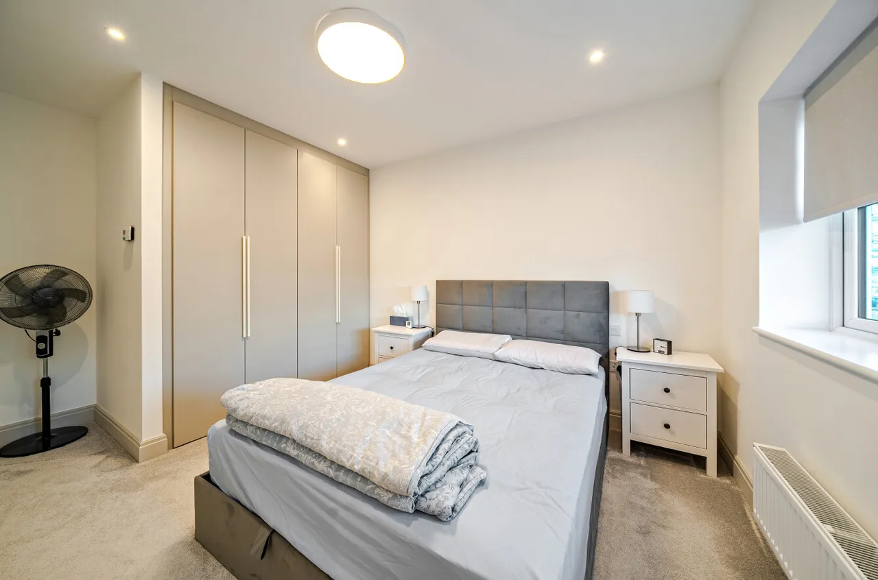 Sundew Avenue, Fleet, GU51, photo 4
