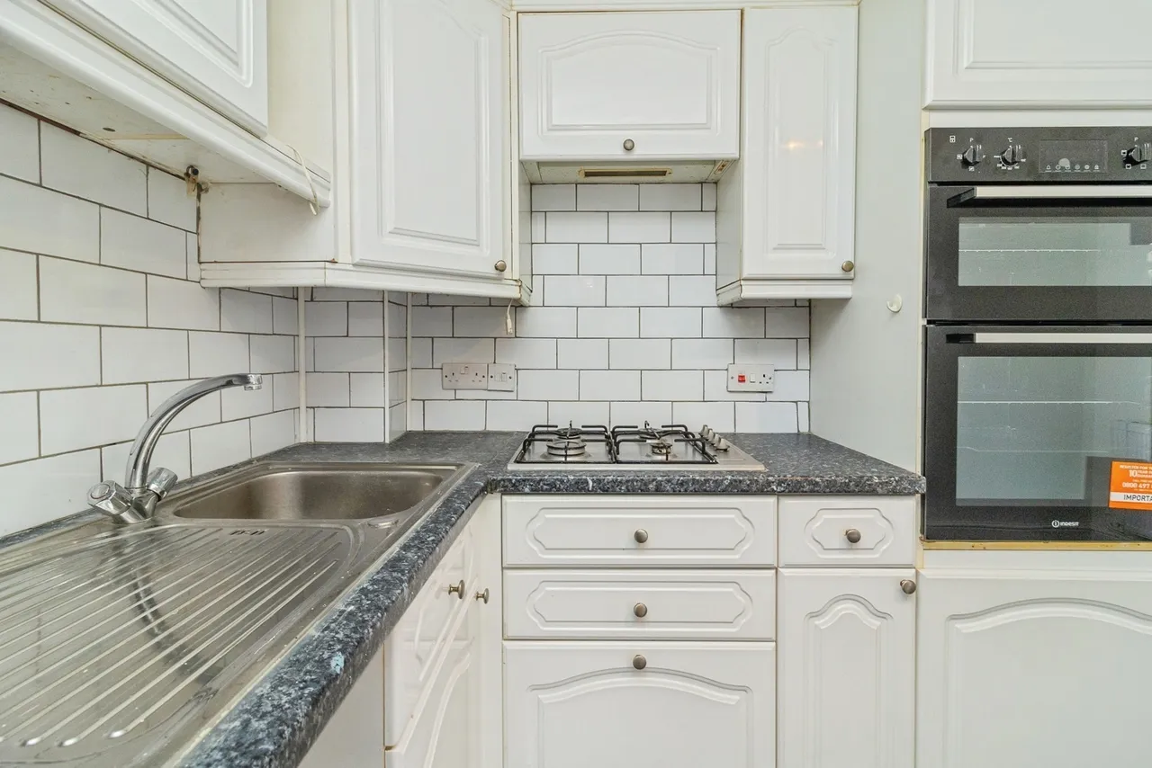 The Boundary, Oldbrook, Milton Keynes, Buckinghamshire, MK6, photo 8