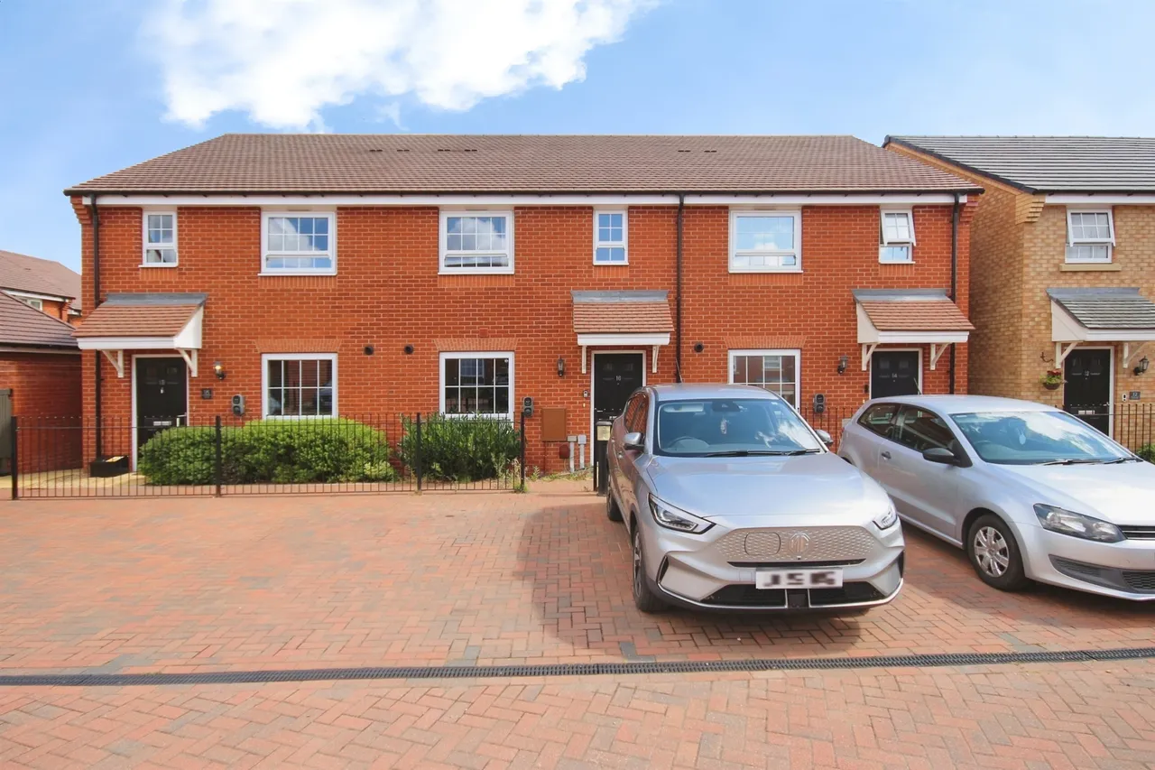 3 bed house for sale — Stephens Place, Upper Lighthorne, Leamington Spa