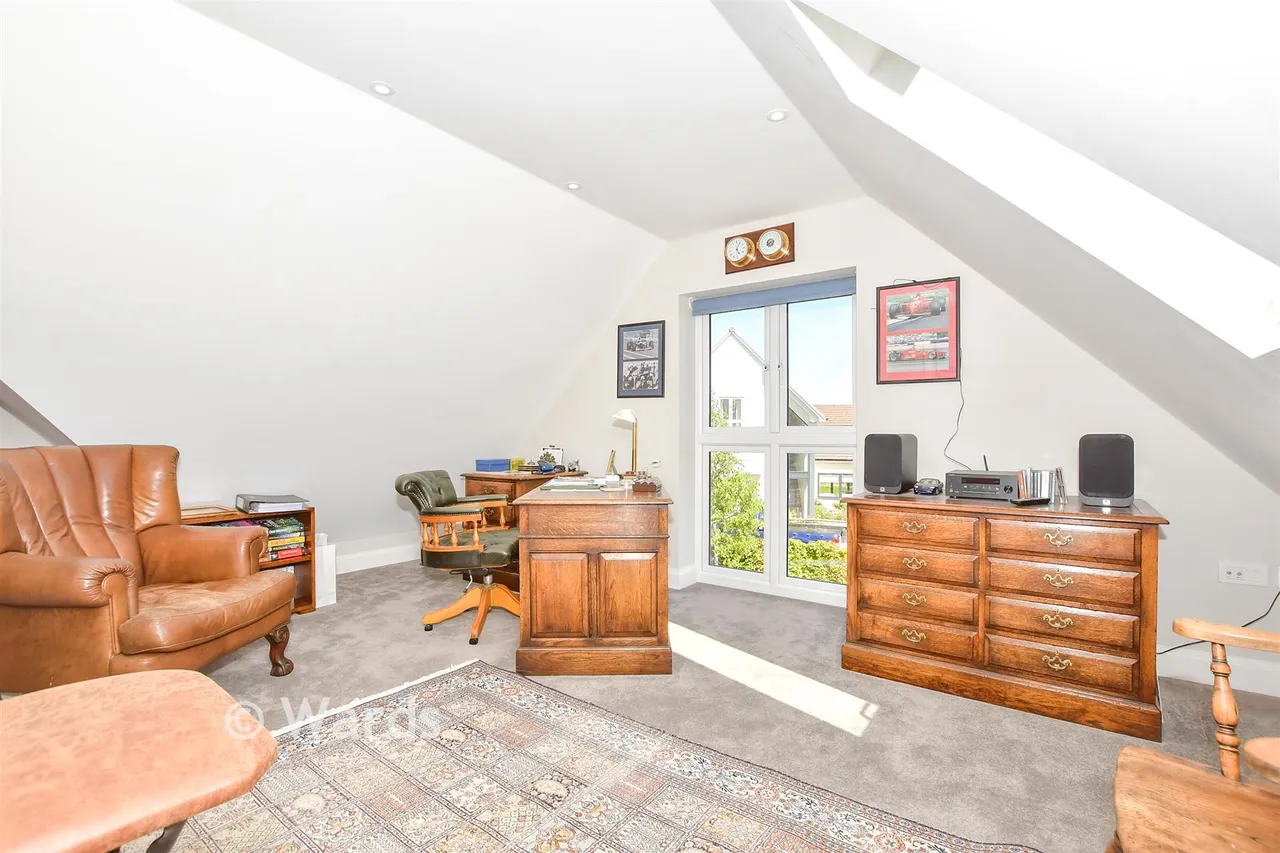 Warmlake Orchard, Sutton Valence, ME17, photo 12