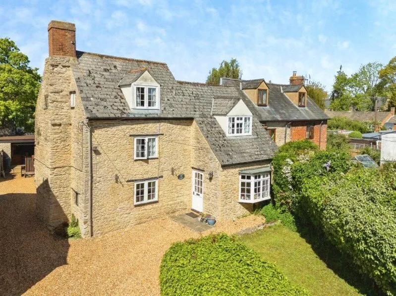 4 bed house for sale — Wendlebury, Bicester, Oxfordshire, OX25