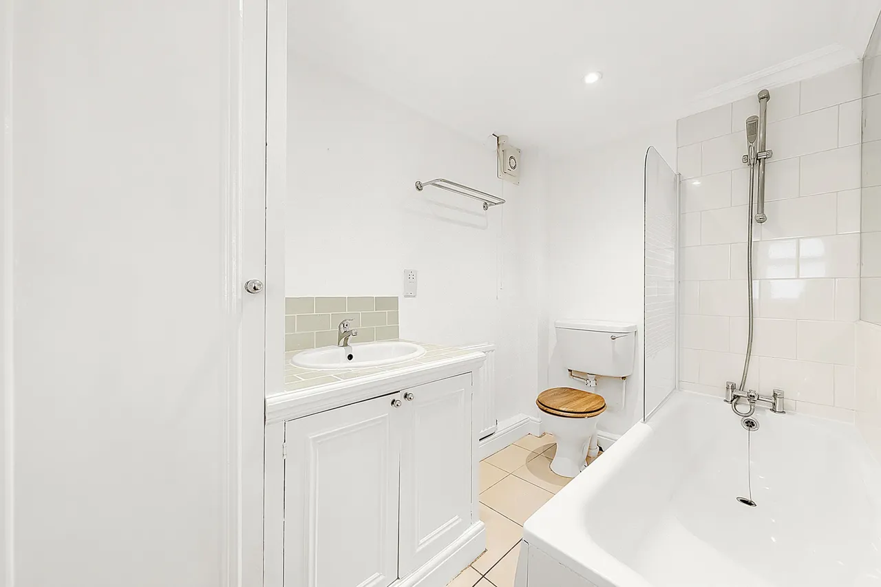 Ground Floor Flat, 19 Rosaline Road, London, photo 6