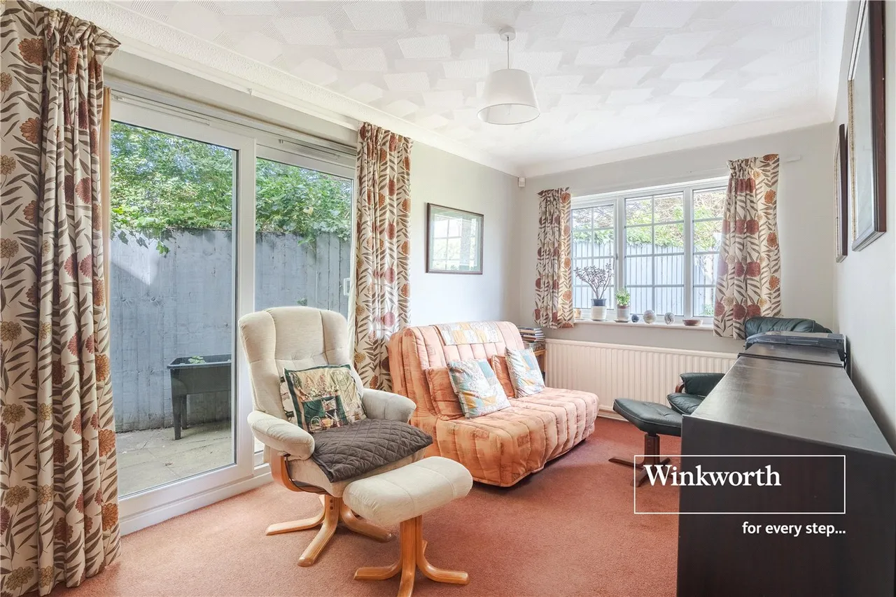 Sunnylands Avenue, Bournemouth, Dorset, BH6, photo 7