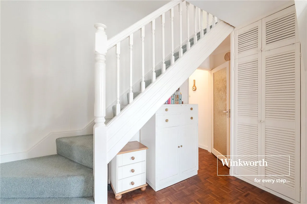 Sunnylands Avenue, Bournemouth, Dorset, BH6, photo 8