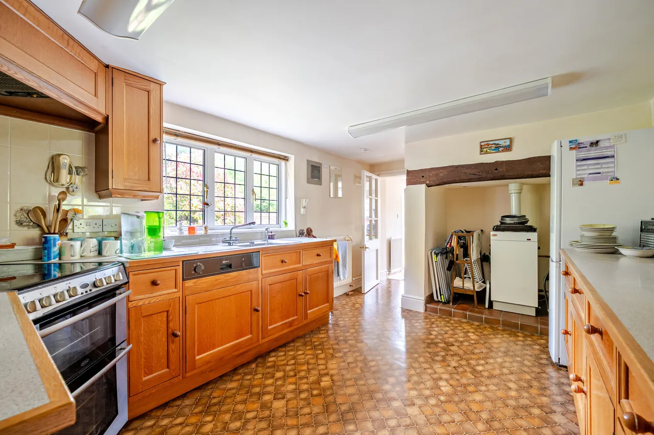 Collingbourne, Marlborough, SN8, photo 5