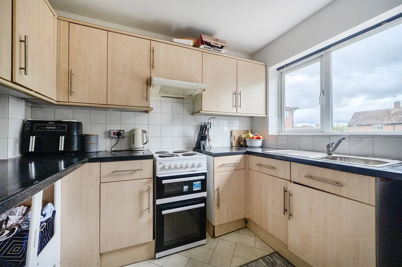 Blenheim Road, Maidenhead, SL6, photo 2