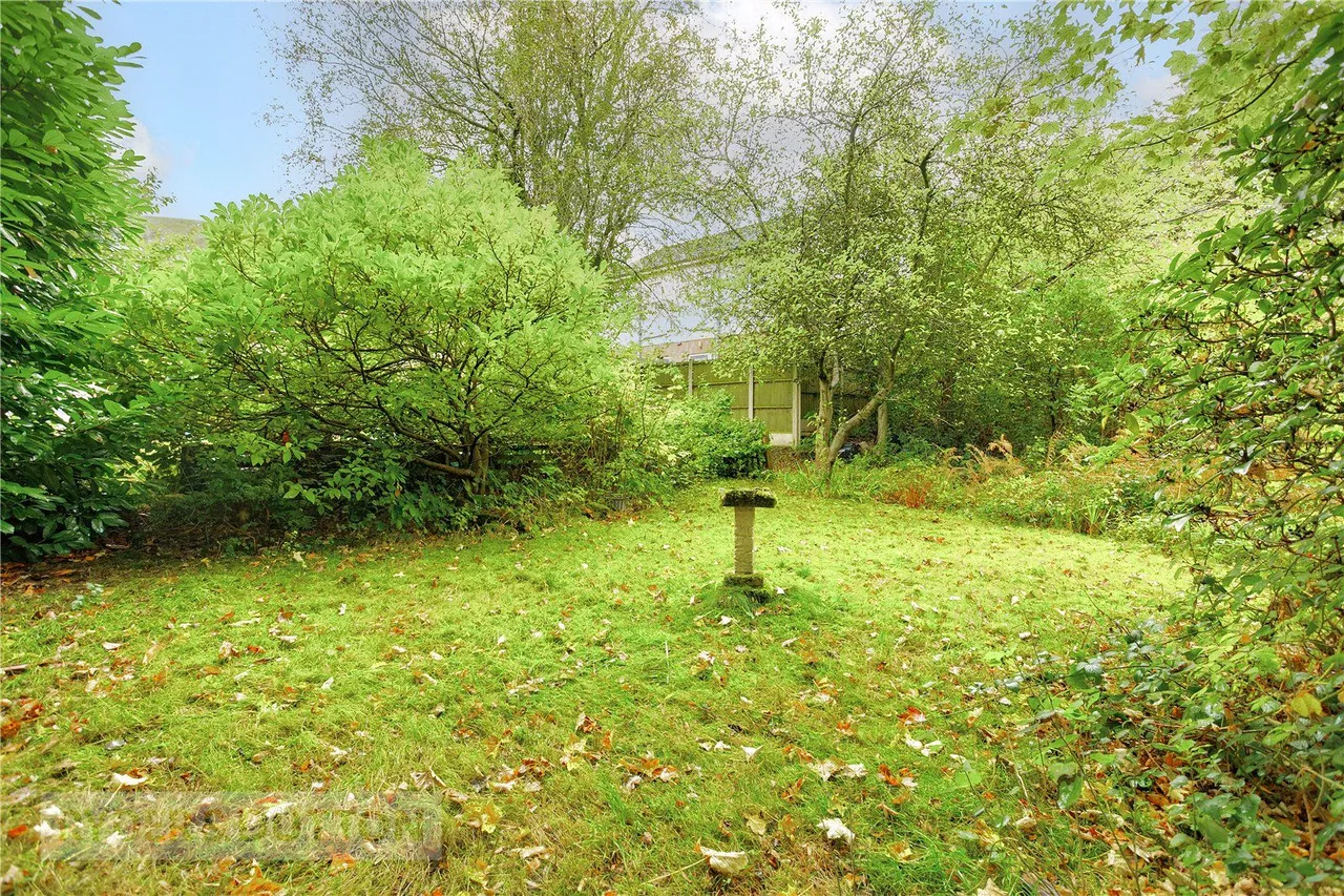 Rock Terrace, Mossley, OL5, photo 17
