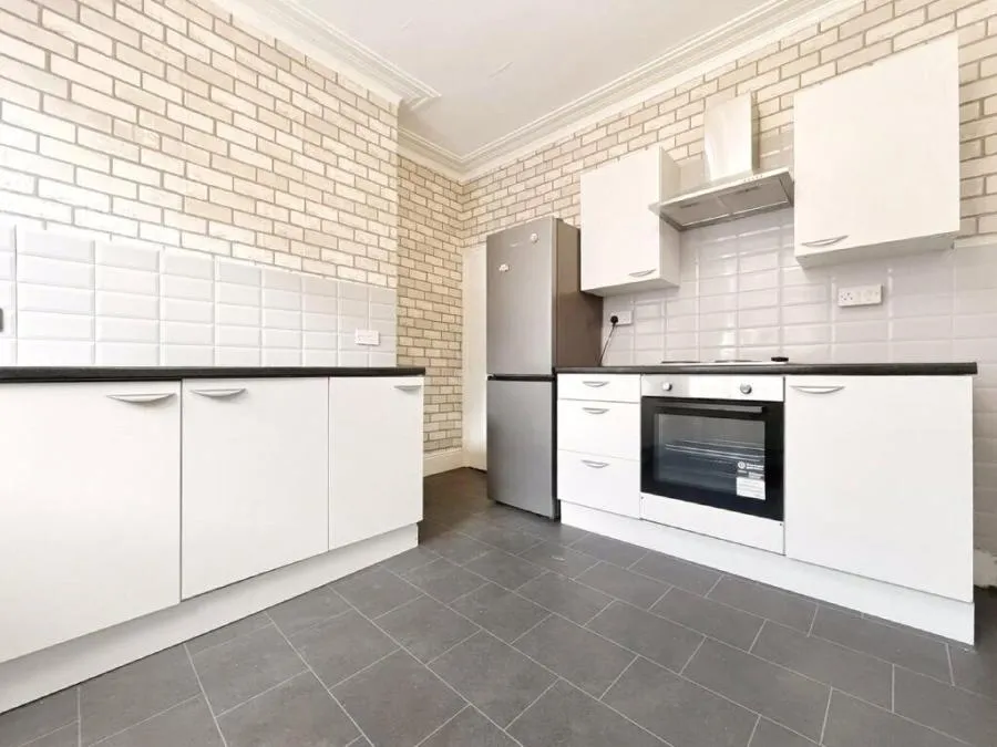 Nowell Crescent, Leeds, LS9, photo 2