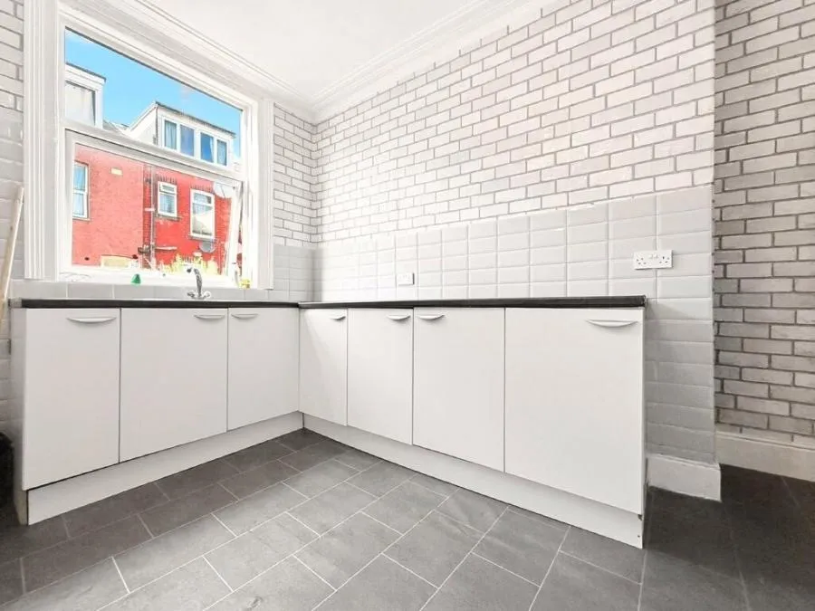 Nowell Crescent, Leeds, LS9, photo 3