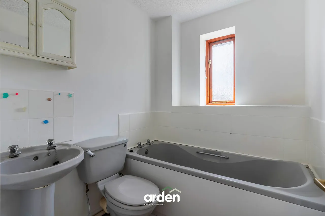 Heron Close, Alvechurch, B48, photo 6