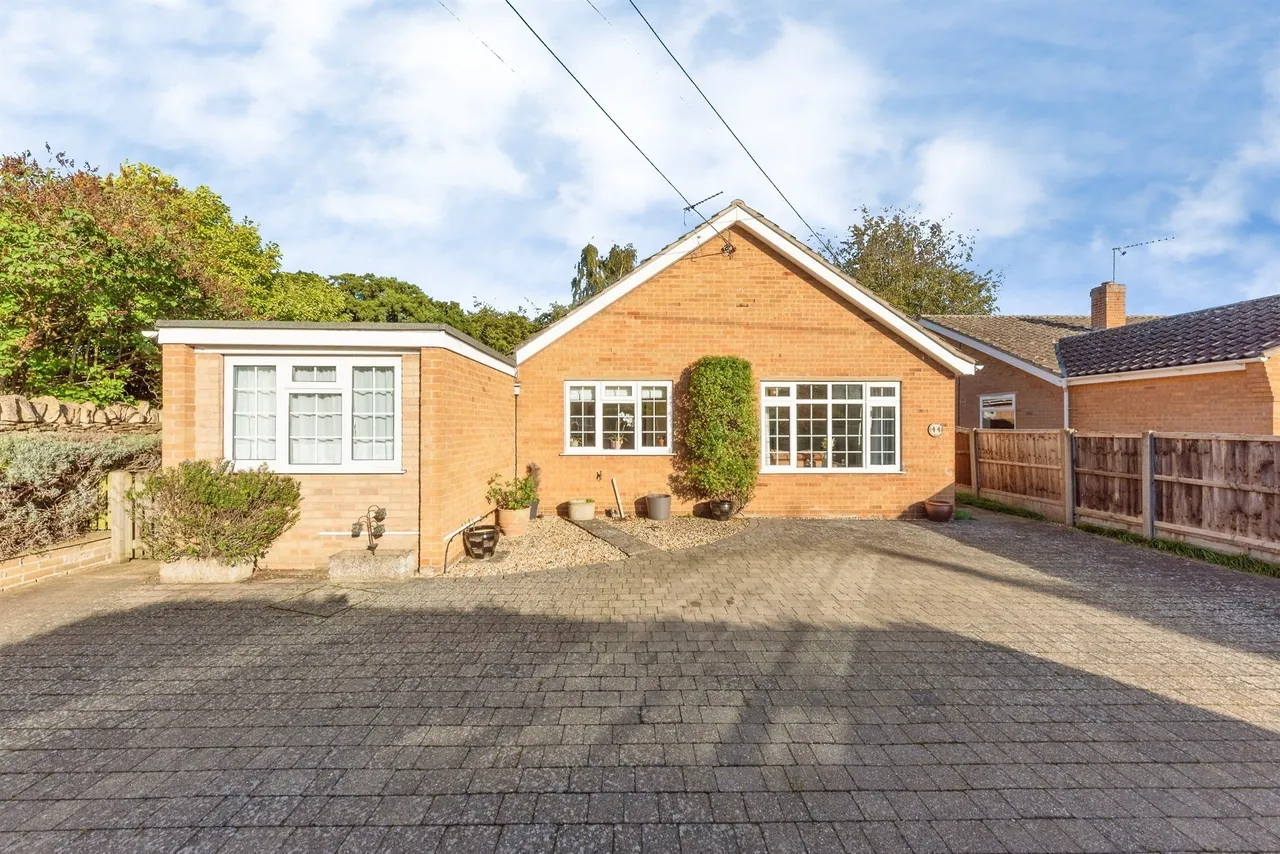 High Street, Caythorpe, NG32, photo 16