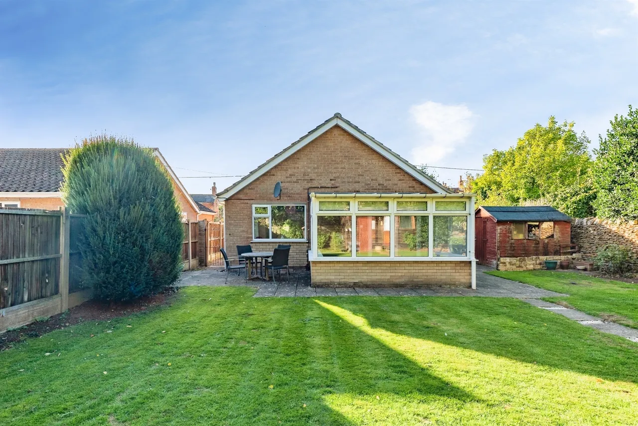 High Street, Caythorpe, NG32, photo 13