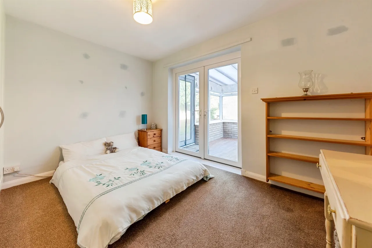 High Street, Caythorpe, NG32, photo 11
