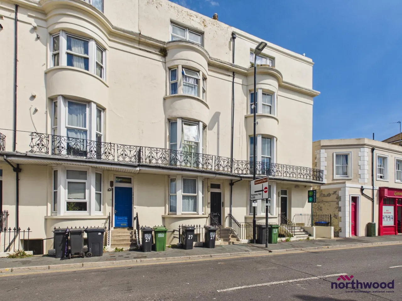 1 bed flat to rent, Cavendish Place, Eastbourne, BN21