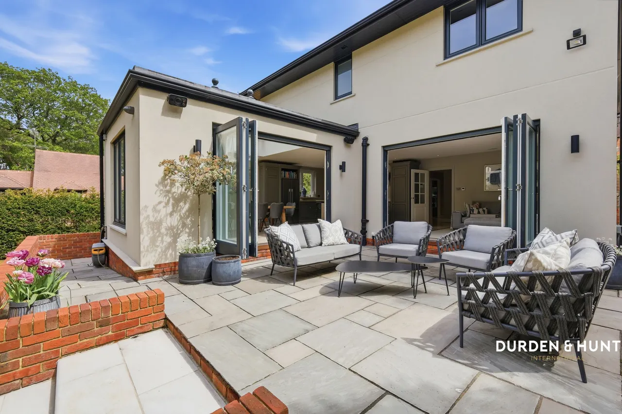 Ollards Grove, Loughton, IG10, photo 37