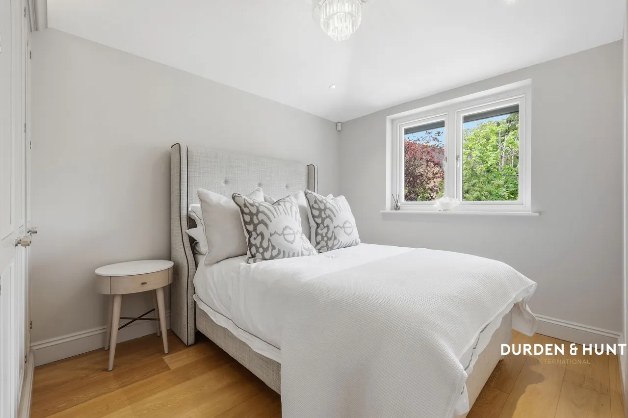Ollards Grove, Loughton, IG10, photo 24