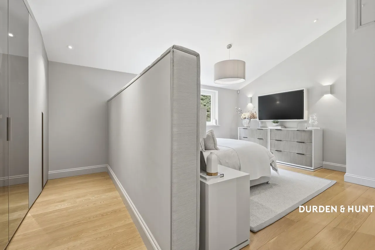 Ollards Grove, Loughton, IG10, photo 15