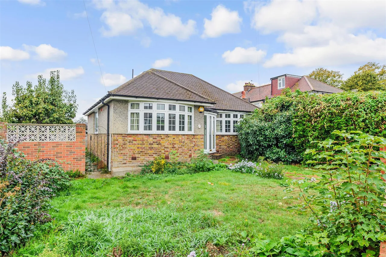 3 bed house for sale, Swanbridge Road, Bexleyheath, DA7