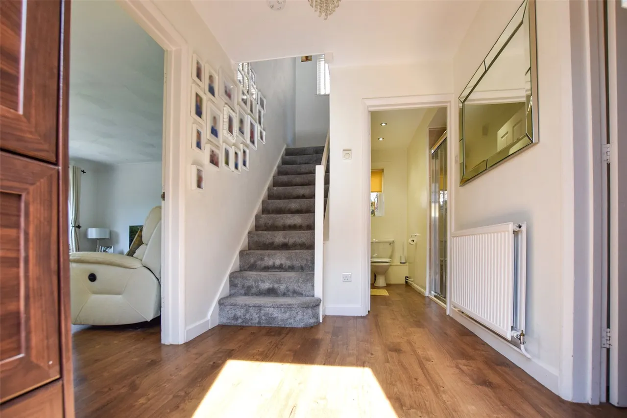 Aldershot Road, Church Crookham, Fleet, Hampshire, GU52 8JS, photo 5
