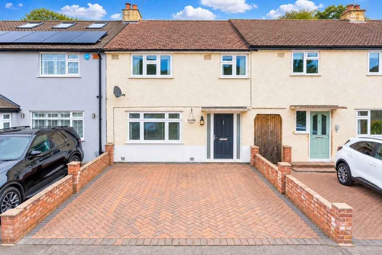 3 bed house for sale — Aubrey Avenue, London Colney, St. Albans