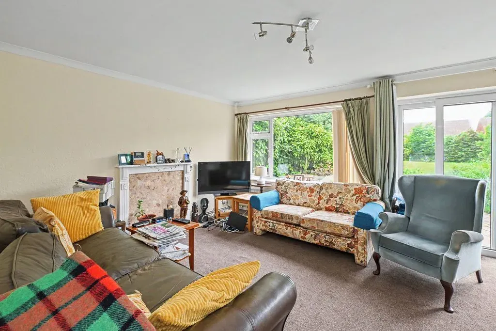 Albion Road, Pitstone, Buckinghamshire, LU7 9AY, photo 10