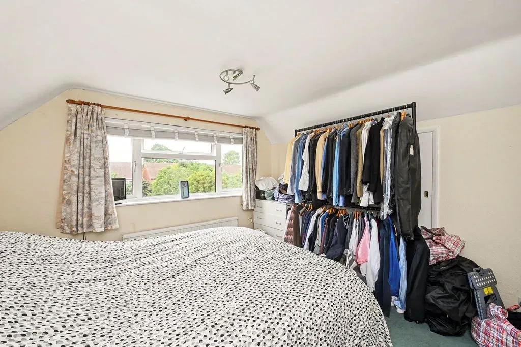 Albion Road, Pitstone, Buckinghamshire, LU7 9AY, photo 5