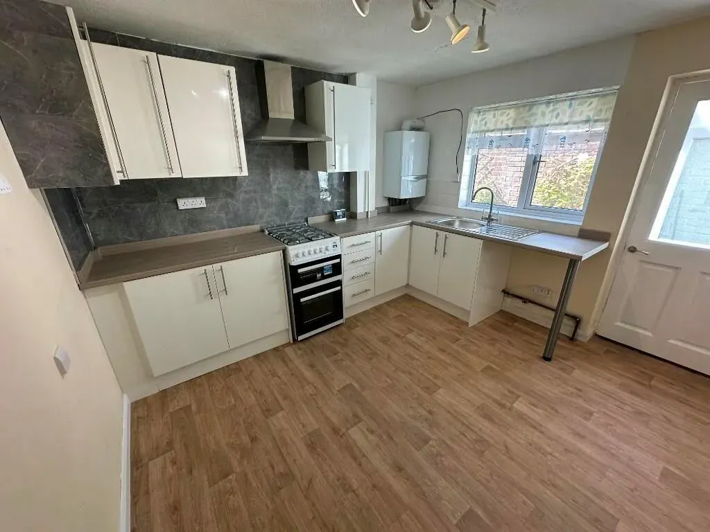 Albion Road, Pitstone, Buckinghamshire, LU7 9AY, photo 13