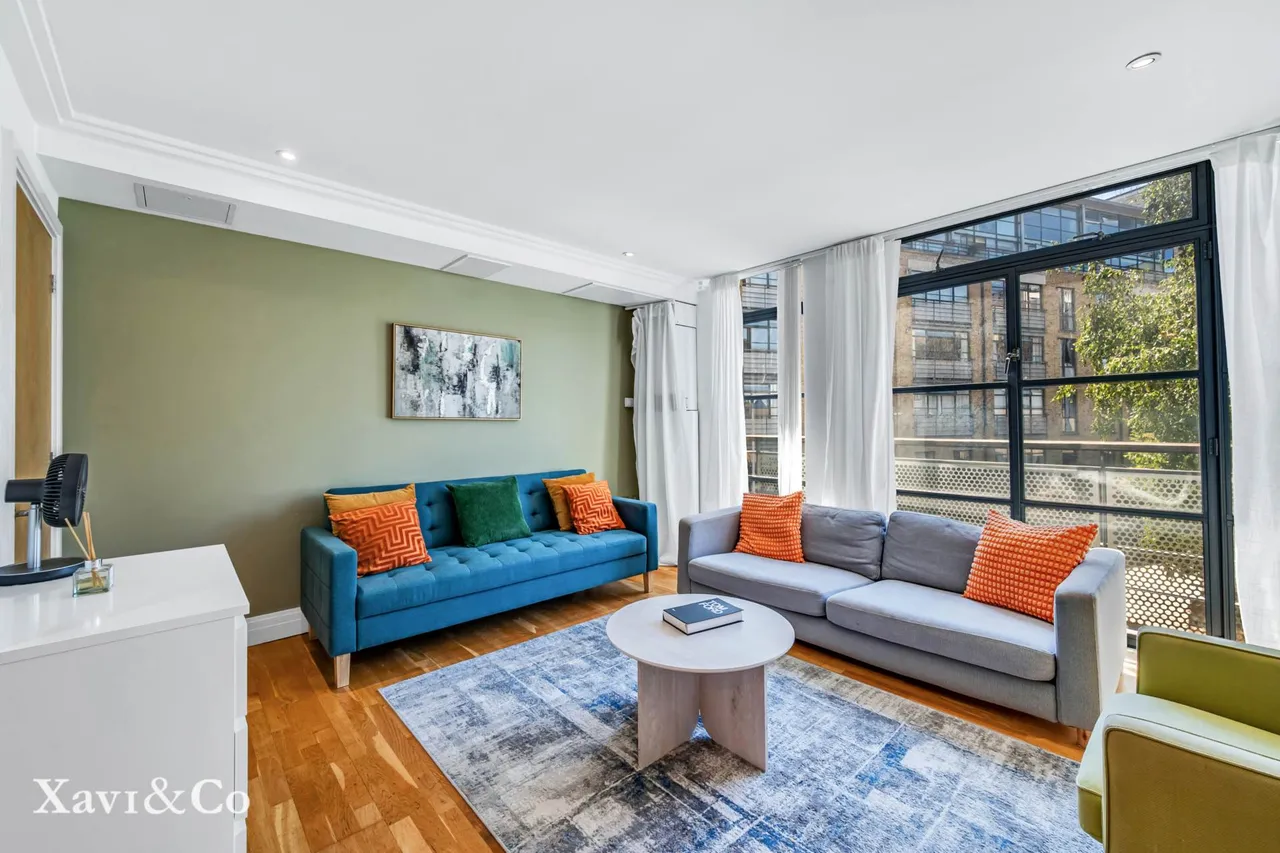 Town Meadow, Brentford, TW8 0BX, photo 4