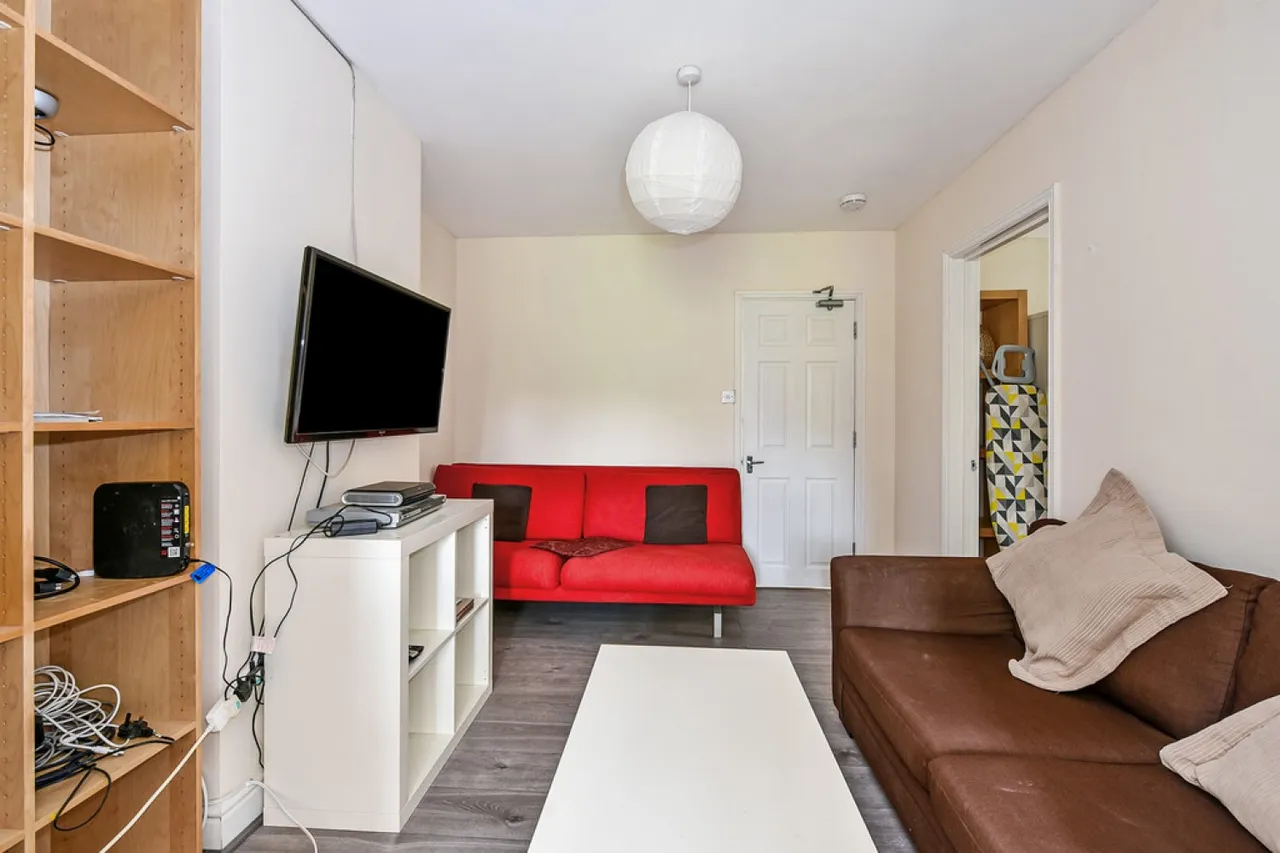 Stuart Crescent, Winchester, photo 6
