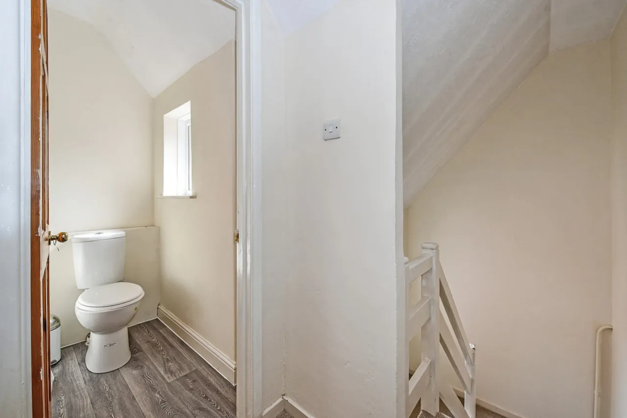 Stuart Crescent, Winchester, photo 10
