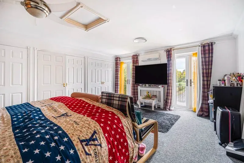 Winstanley Lane, Shenley Lodge, Milton Keynes, Buckinghamshire, MK5 7BT, photo 10