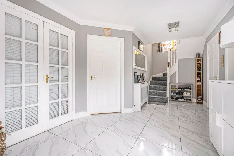 Winstanley Lane, Shenley Lodge, Milton Keynes, Buckinghamshire, MK5 7BT, photo 7