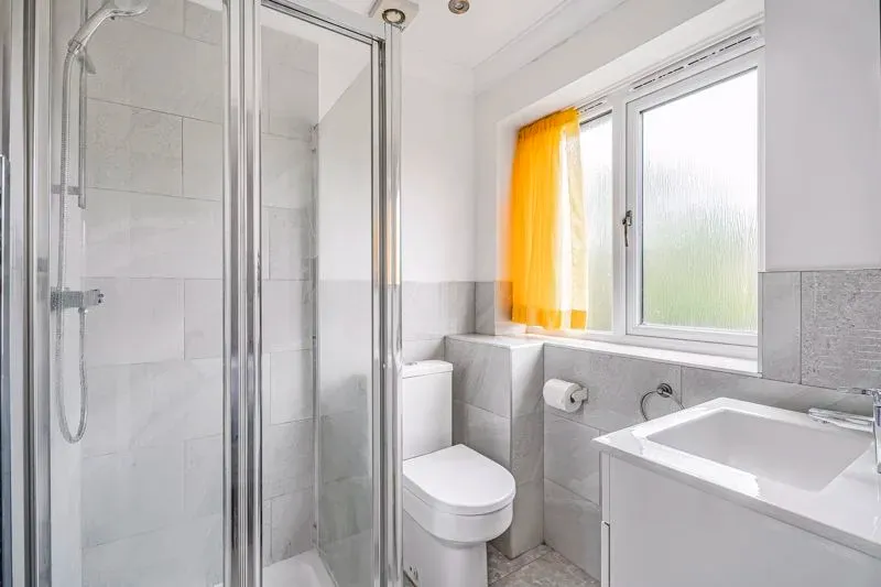 Winstanley Lane, Shenley Lodge, Milton Keynes, Buckinghamshire, MK5 7BT, photo 17