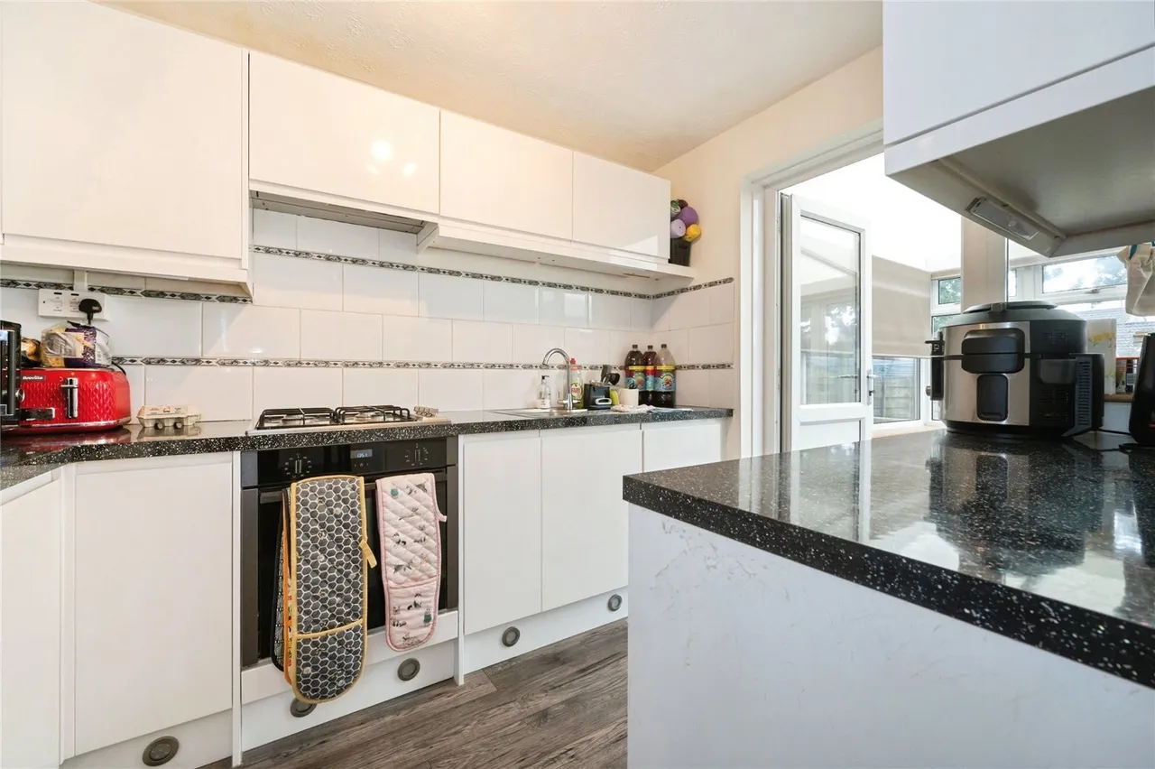 Torridge Gardens, West End, SO18, photo 8