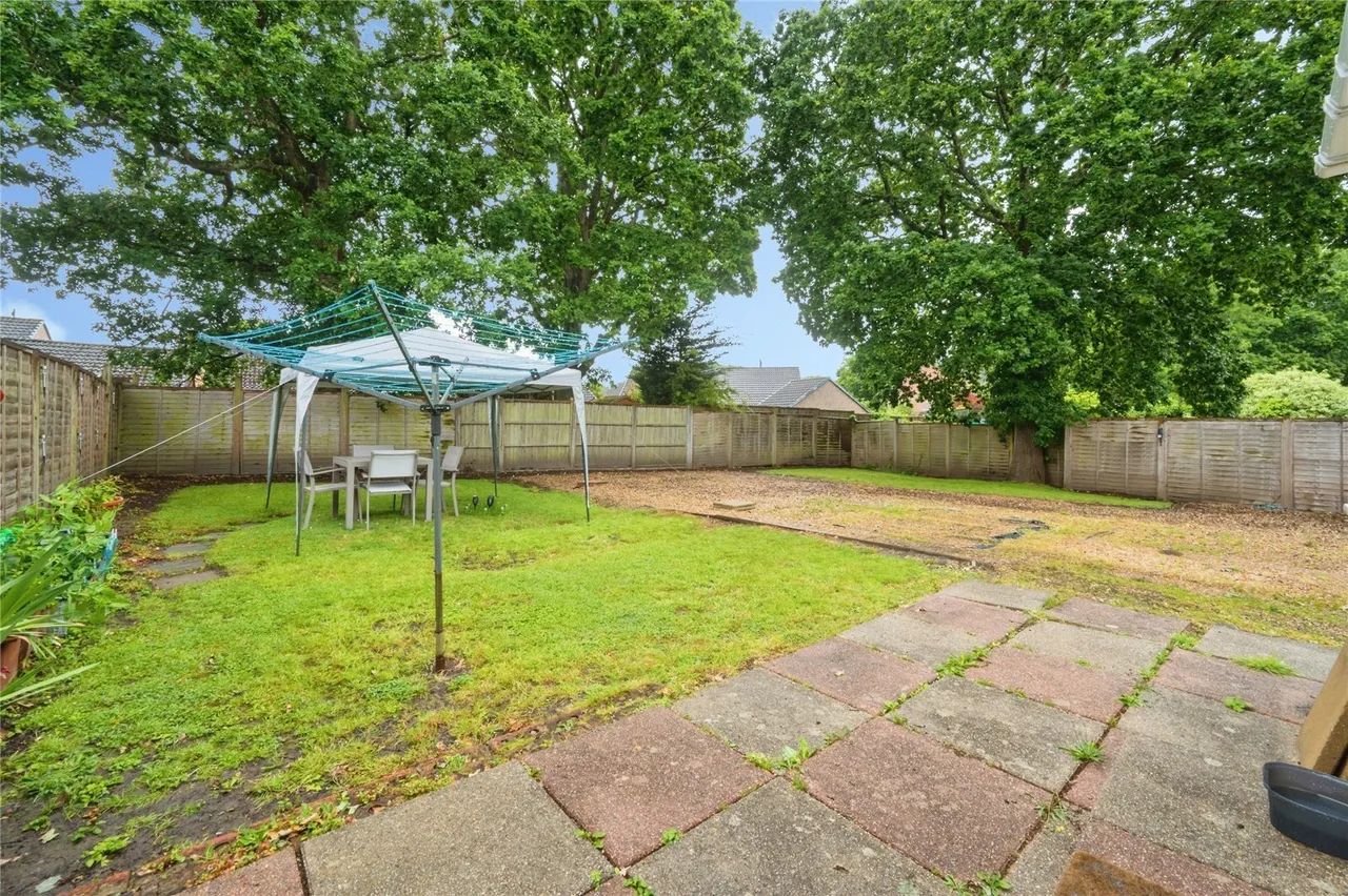 Torridge Gardens, West End, SO18, photo 13