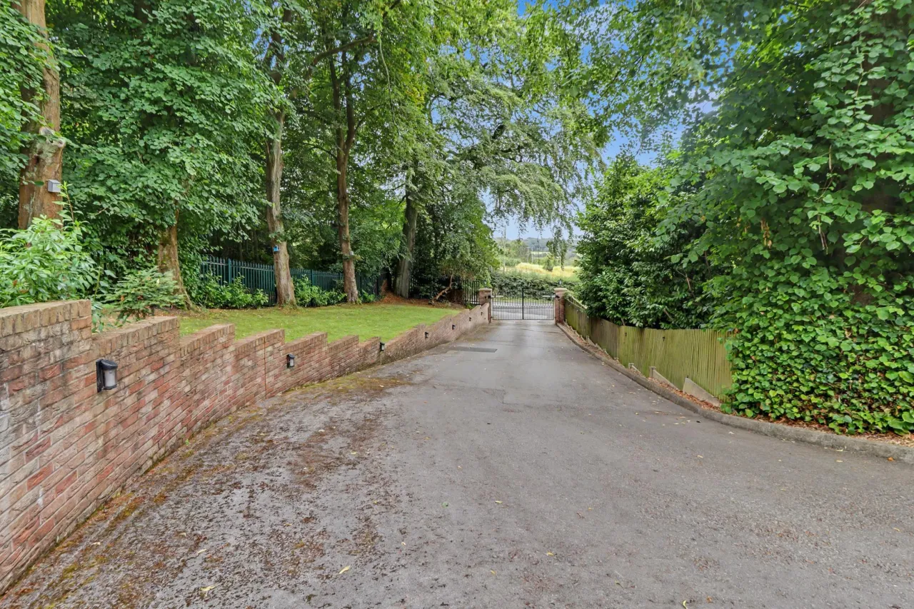 Pittburgh Close, Stoke on Trent, photo 12
