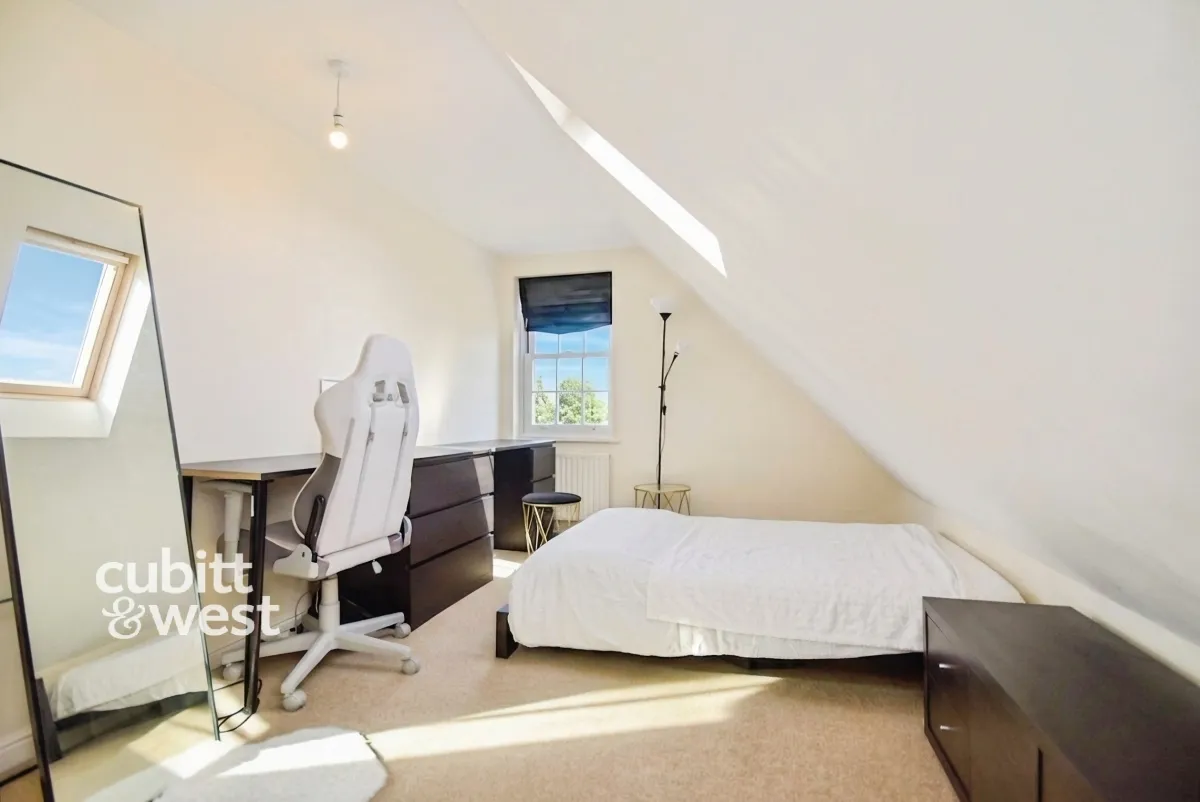 Orchard Street, Chichester, PO19, photo 7