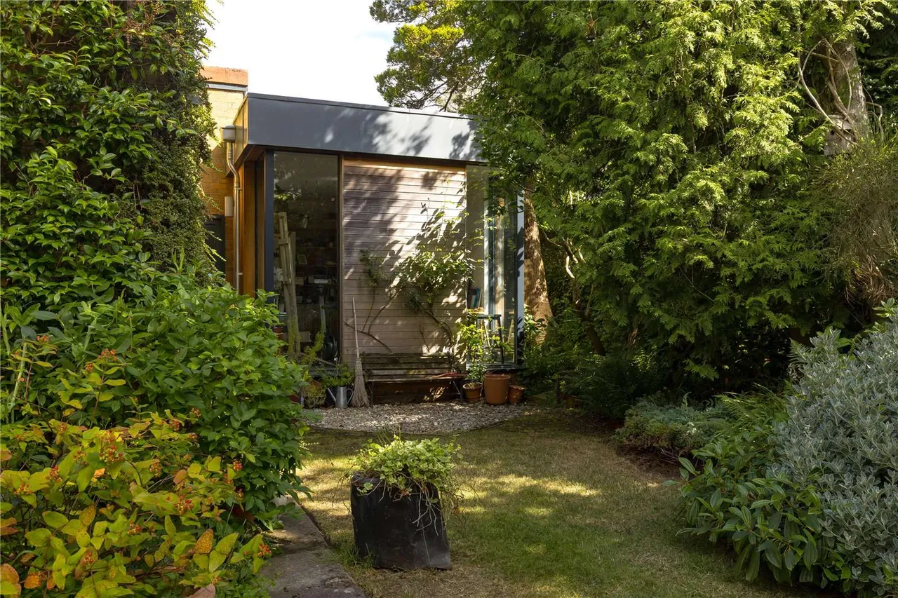 Spylaw Park, Colinton, EH13, photo 33
