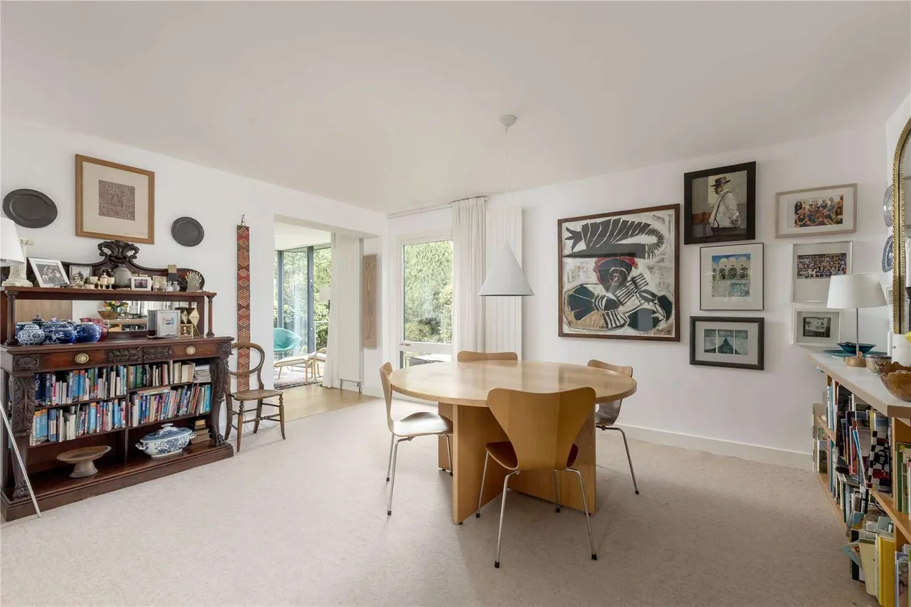 Spylaw Park, Colinton, EH13, photo 7