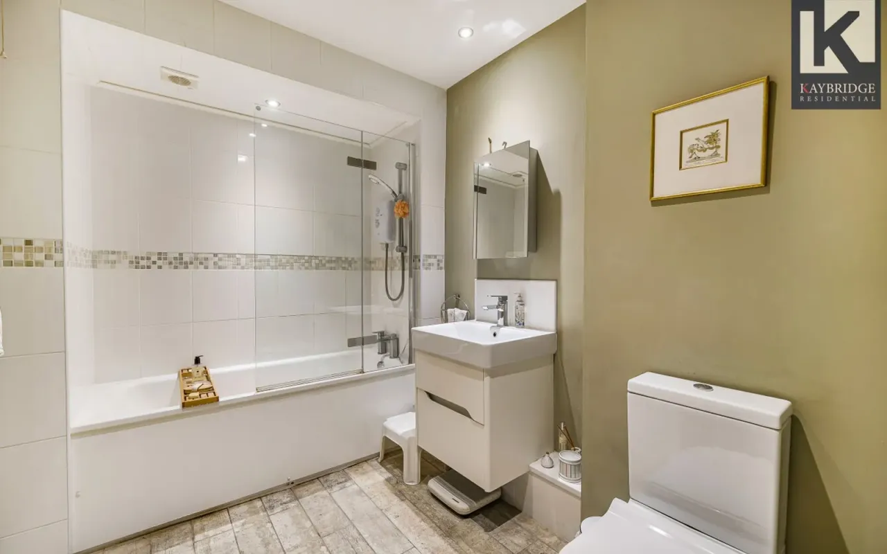 Elm Road, Epsom, KT17, photo 3